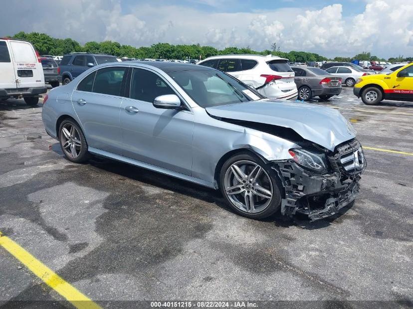 MERCEDES-BENZ E CLASS