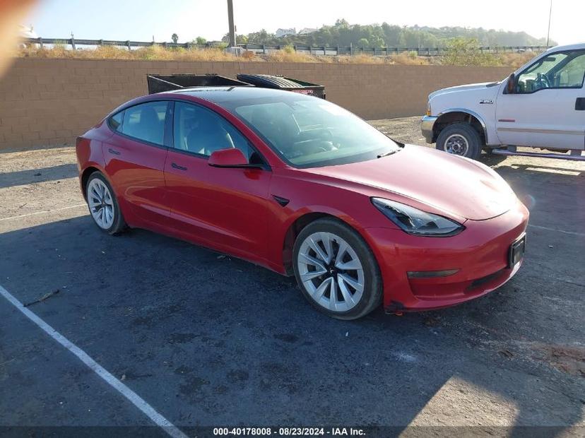 TESLA MODEL 3