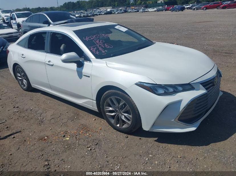 TOYOTA AVALON