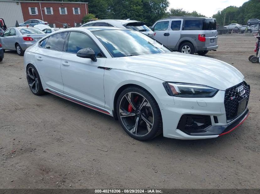 AUDI RS5