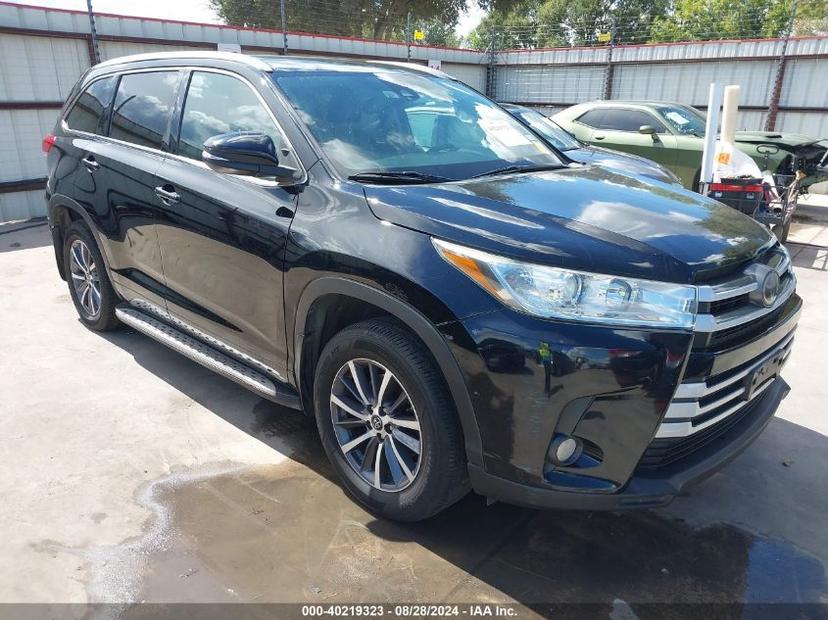 TOYOTA HIGHLANDER