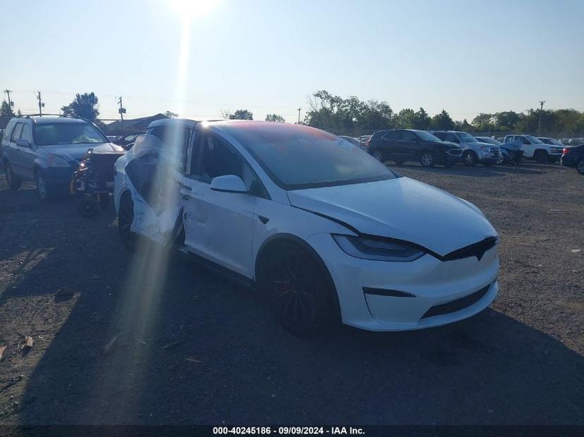 TESLA MODEL X