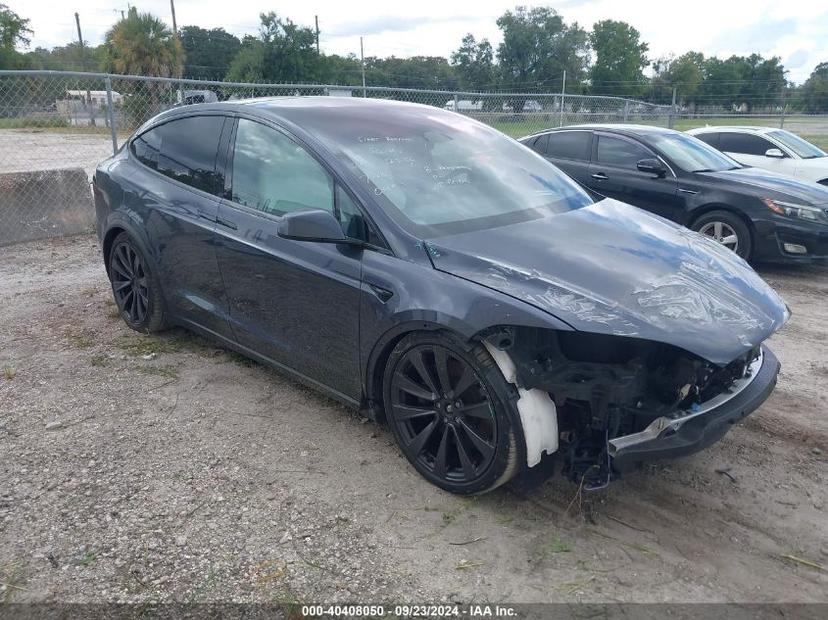 TESLA MODEL X