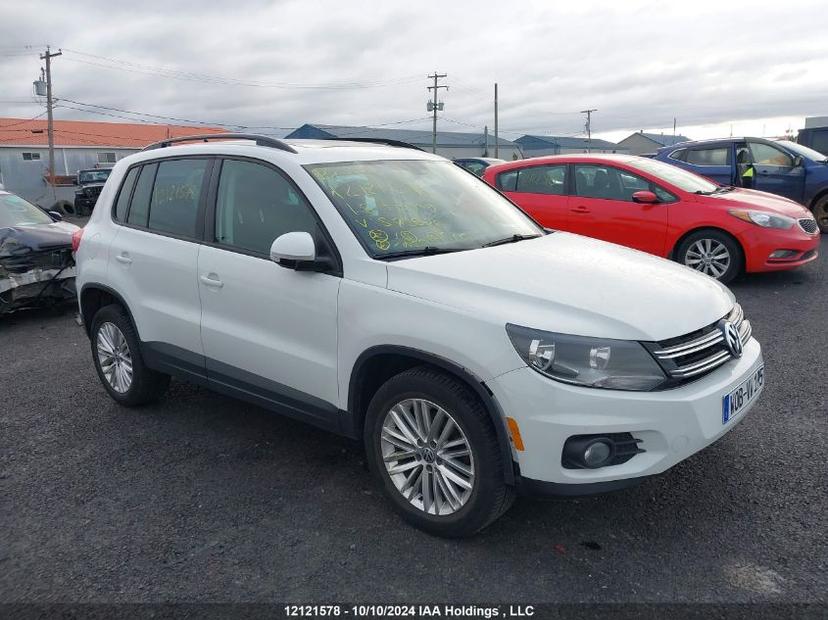 VOLKSWAGEN TIGUAN